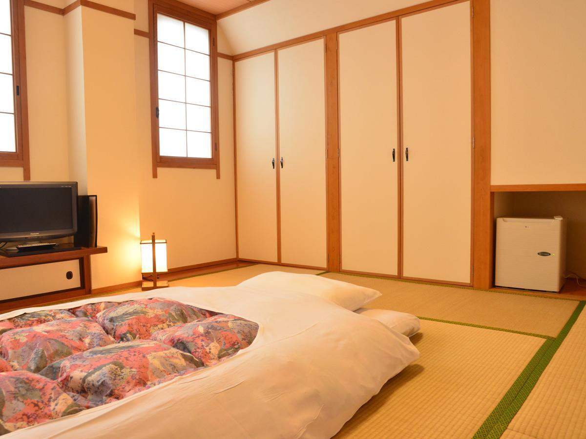 Hotel Ohta Ozu  المظهر الخارجي الصورة