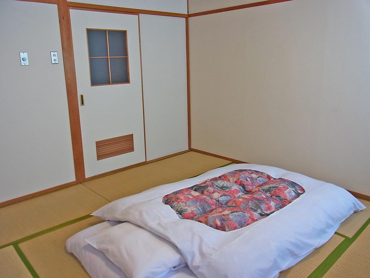 Hotel Ohta Ozu  المظهر الخارجي الصورة